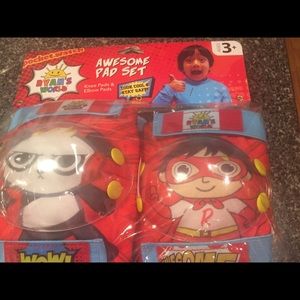 Ryan’s World Knee & Elbow Pads